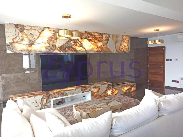 3 Bedroom Penthouse For Rent: https://www.zyprus.com/property/39367/3-bedrooms-apartment-penthouse-in-limassol-city-centre-limassol (www.zyprus.com)