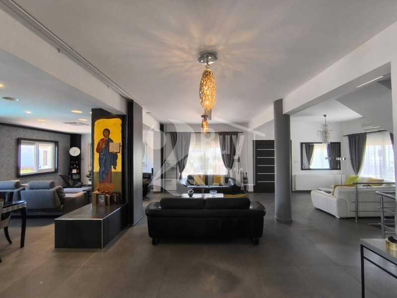 4-bedroom villa for sale: https://www.bazaraki.com/adv/5791180_4-bedroom-villa-for-sale (www.bazaraki.com)