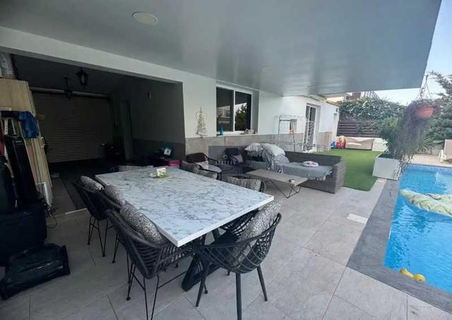 4-bedroom detached house for sale: https://www.bazaraki.com/adv/5795325_4-bedroom-detached-house-for-sale (www.bazaraki.com)