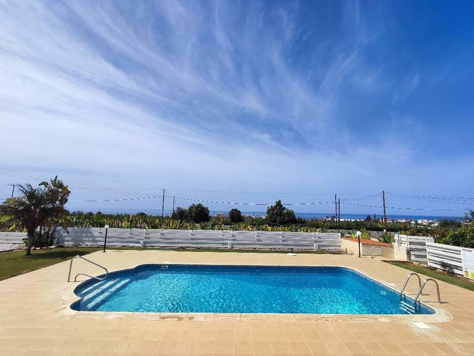 Villa Cristella - 5 Bedroom - Sea Caves Area 
For more info please call: 99907917: https://www.facebook.com/marketplace/item/1241076364020873 (www.facebook.com)