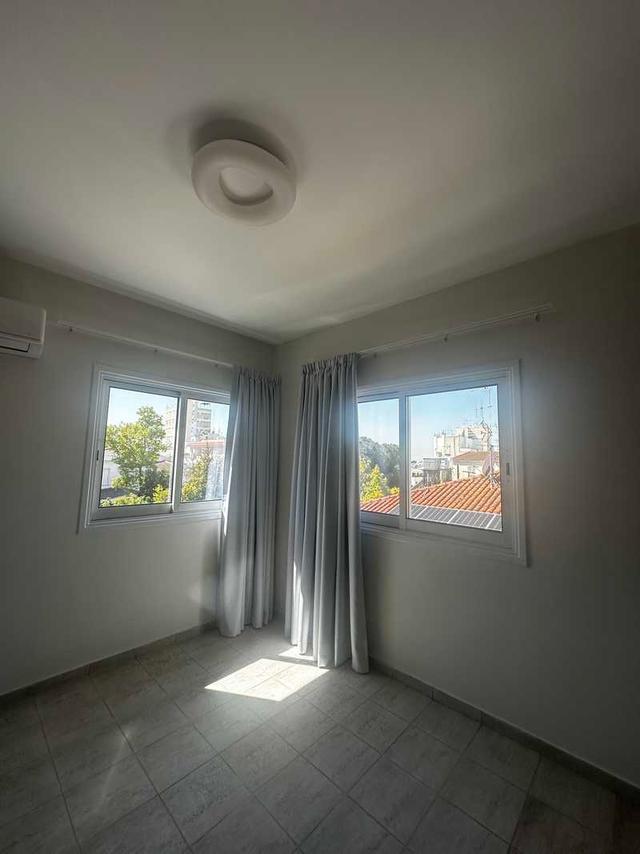 2-bedroom apartment to rent: https://www.bazaraki.com/adv/5799583_2-bedroom-apartment-to-rent (www.bazaraki.com)