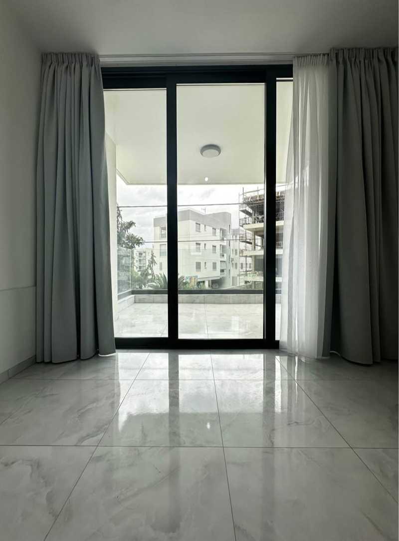 1-bedroom apartment to rent: https://www.bazaraki.com/adv/5796459_1-bedroom-apartment-to-rent (www.bazaraki.com)