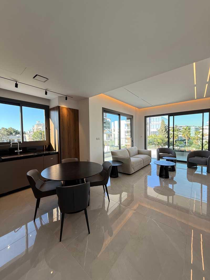 2-bedroom apartment to rent: https://www.bazaraki.com/adv/5796011_2-bedroom-apartment-to-rent (www.bazaraki.com)
