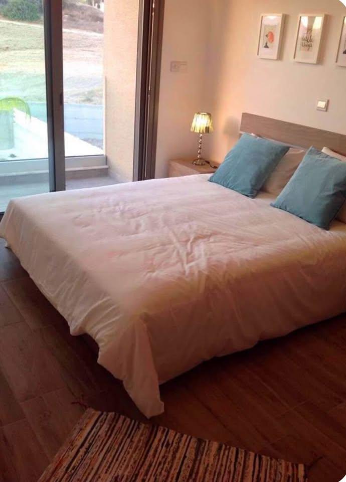 3 bedroom villa - holiday accommodation / daily rate €380: https://www.facebook.com/marketplace/item/990462763302057 (www.facebook.com)