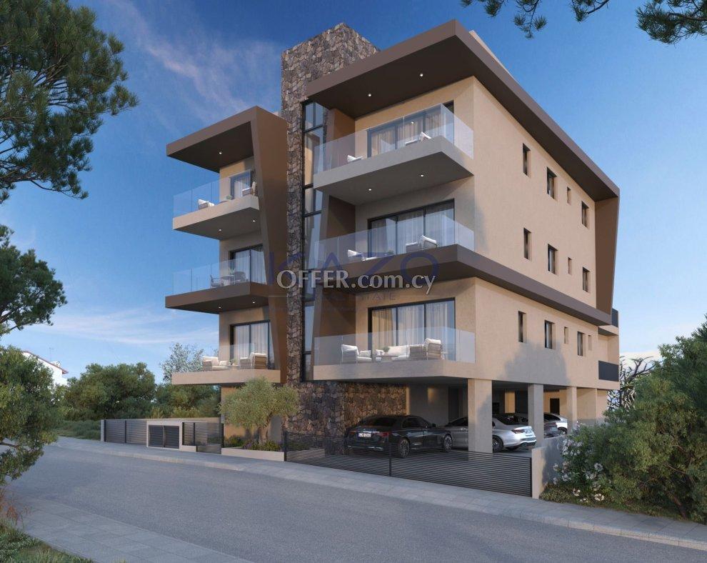 Modern Spacious Apartment with 2 Bedrooms in Mesa Geitonia: https://www.offer.com.cy/en/modern-spacious-apartment-with-2-bedrooms-in-mesa-geitonia/21-816439/ (www.offer.com.cy)