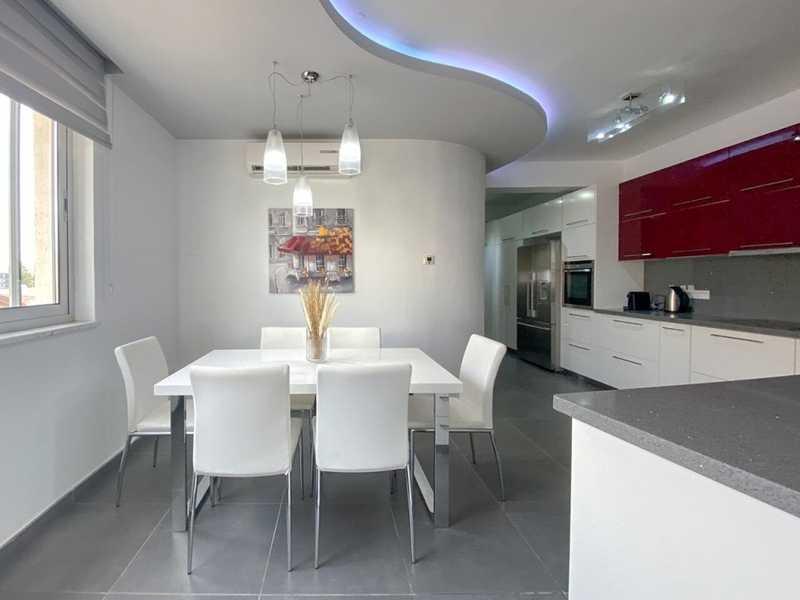 2-bedroom apartment to rent: https://www.bazaraki.com/adv/5788011_2-bedroom-apartment-to-rent (www.bazaraki.com)