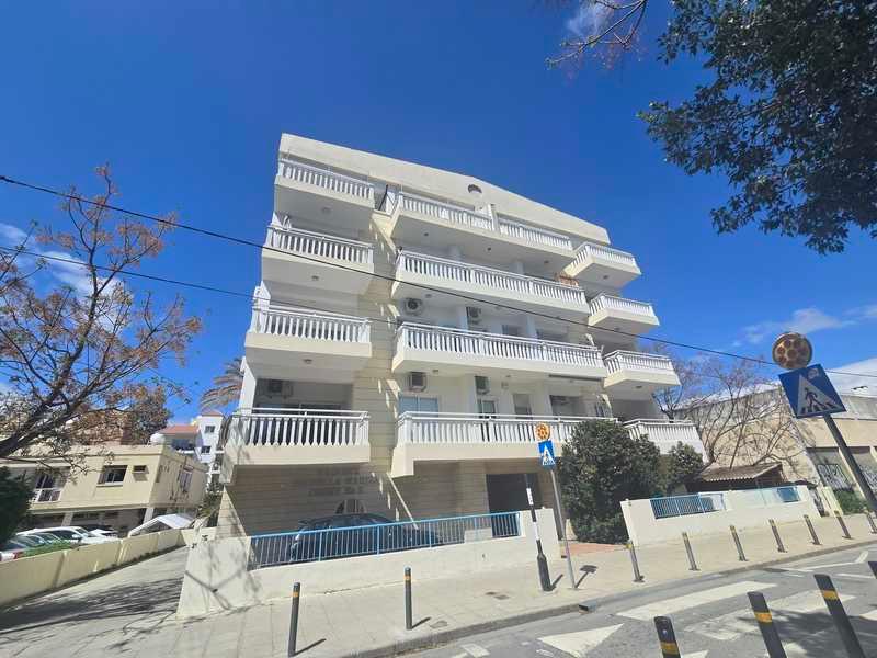 2-bedroom apartment to rent: https://www.bazaraki.com/adv/5799335_2-bedroom-apartment-to-rent (www.bazaraki.com)