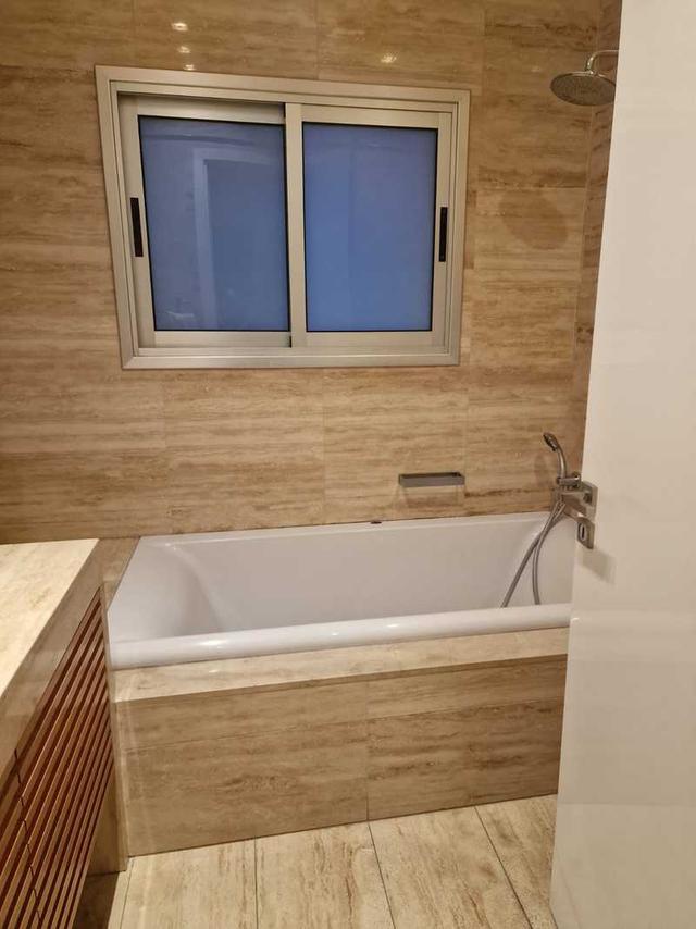 3-bedroom penthouse to rent: https://www.bazaraki.com/adv/5797354_3-bedroom-penthouse-to-rent (www.bazaraki.com)