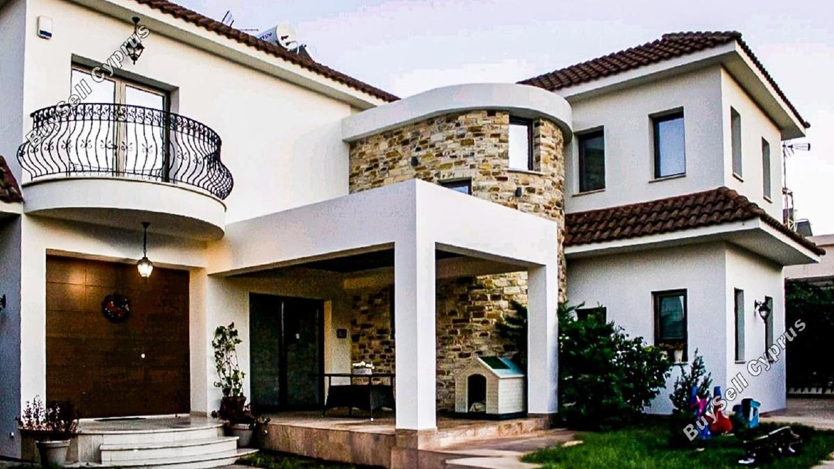 4 Bedroom Detached house to rent in Aradippou, Larnaca: https://www.buysellcyprus.com/property-for-rent/larnaca/aradippou/4-bed-detached-house-to-rent-aradippou-larnaca-1796741.html (www.buysellcyprus.com)