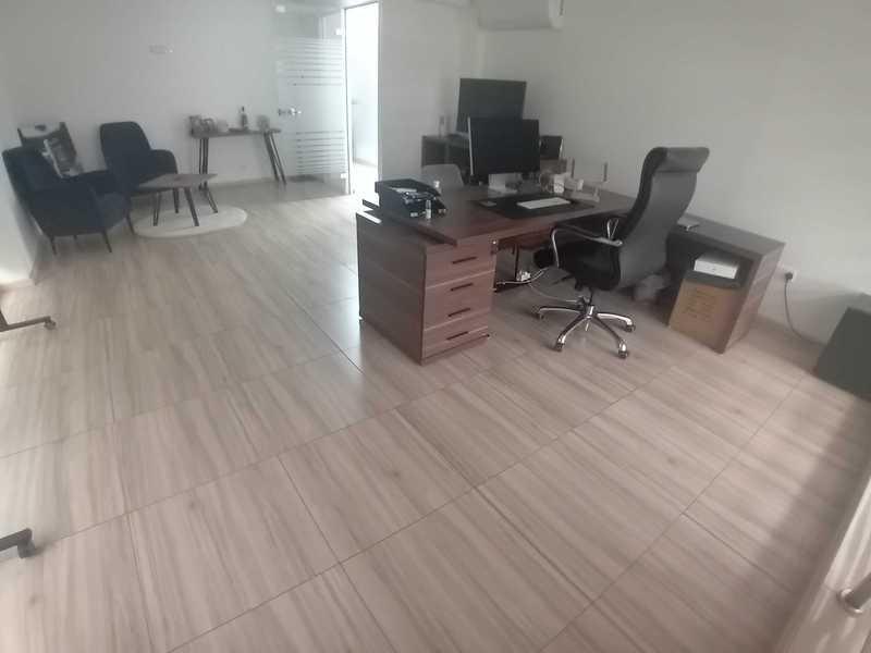 Modern 160 square meter mezzanine floor in agios athanasios: https://www.bazaraki.com/adv/5796608_modern-160-square-meter-mezzanine-floor-in-agios-athanasios (www.bazaraki.com)