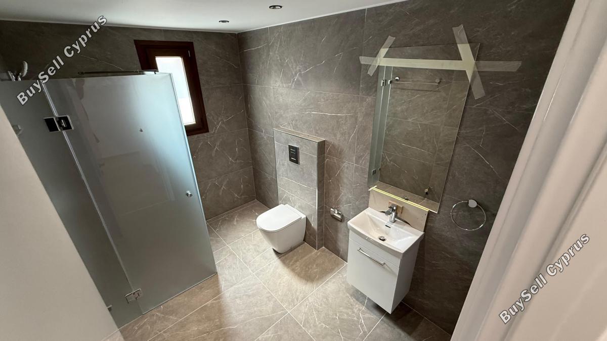 Office for sale in Agia Zoni, Limassol: https://www.buysellcyprus.com/property-for-sale/limassol/agia-zoni/office-for-sale-agia-zoni-limassol-1792961.html (www.buysellcyprus.com)