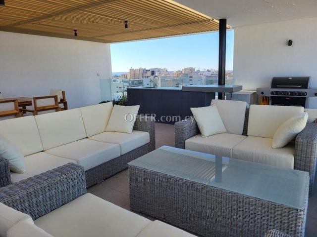 Apartment (Penthouse) in Agios Nikolaos, Limassol for Sale: https://www.offer.com.cy/en/apartment-penthouse-in-agios-nikolaos-limassol-for-sale/21-728126/ (www.offer.com.cy)