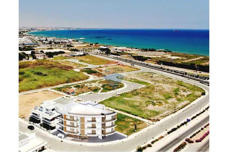 2-bedroom penthouse for sale: https://www.bazaraki.com/adv/5793162_2-bedroom-penthouse-for-sale (www.bazaraki.com)
