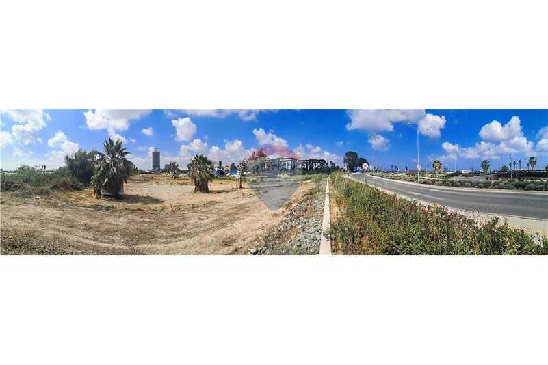 Commercial land 16016 m²: https://www.bazaraki.com/adv/5797866_commercial-land-16016-m2 (www.bazaraki.com)