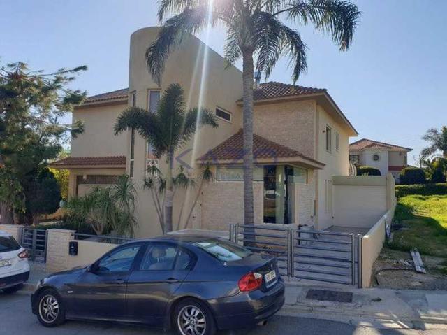 4-bedroom detached house for sale: https://www.bazaraki.com/adv/5791622_4-bedroom-detached-house-for-sale (www.bazaraki.com)