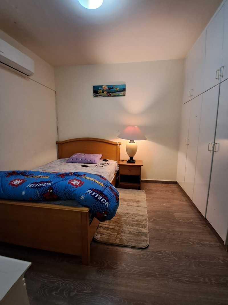 Room: https://www.bazaraki.com/adv/5798470_room-rent (www.bazaraki.com)