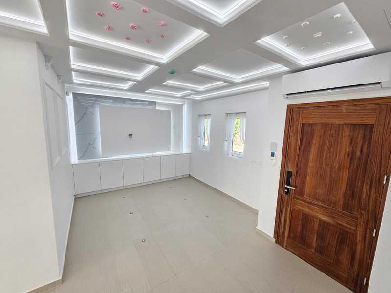 2-bedroom villa to rent: https://www.bazaraki.com/adv/5795405_2-bedroom-villa-to-rent (www.bazaraki.com)
