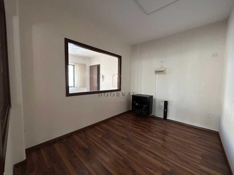 Office in mesa geitonia: https://www.bazaraki.com/adv/5796748_office-in-mesa-geitonia (www.bazaraki.com)