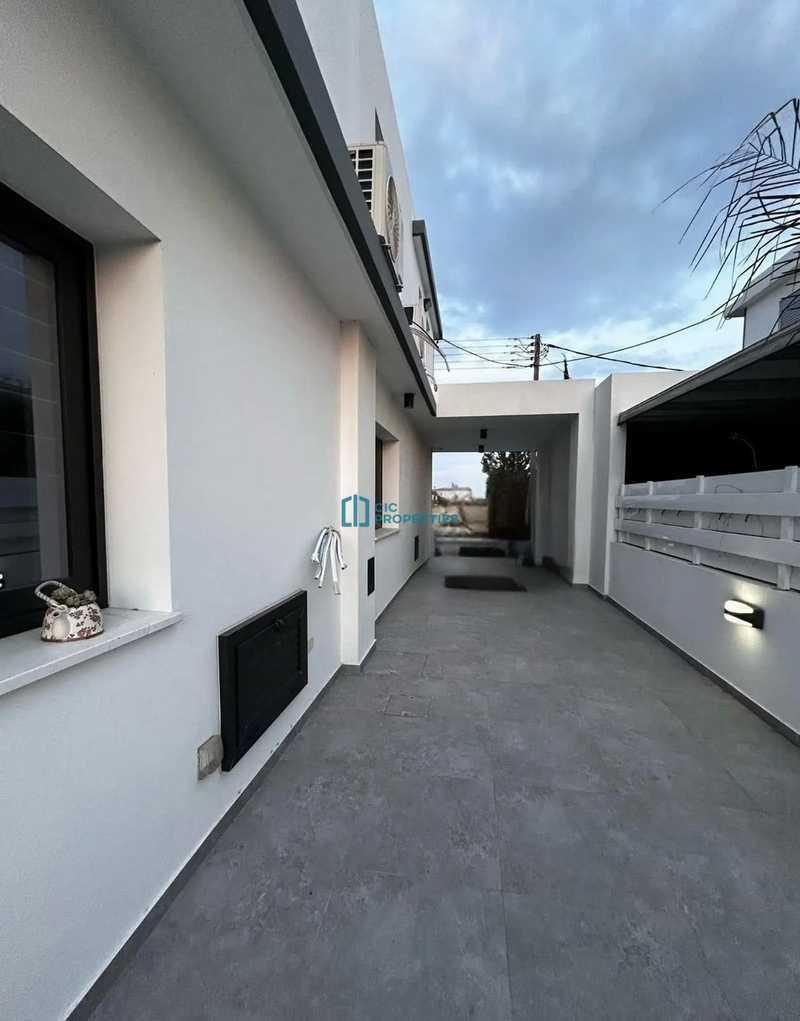 3-bedroom semi-detached for sale: https://www.bazaraki.com/adv/5791251_3-bedroom-semi-detached-for-sale (www.bazaraki.com)