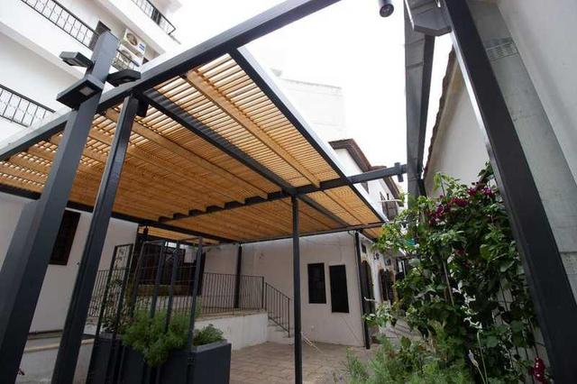 Two-storey commercial building in trypiotis, nicosia: https://www.bazaraki.com/adv/5799774_two-storey-commercial-building-in-trypiotis-nicosia (www.bazaraki.com)