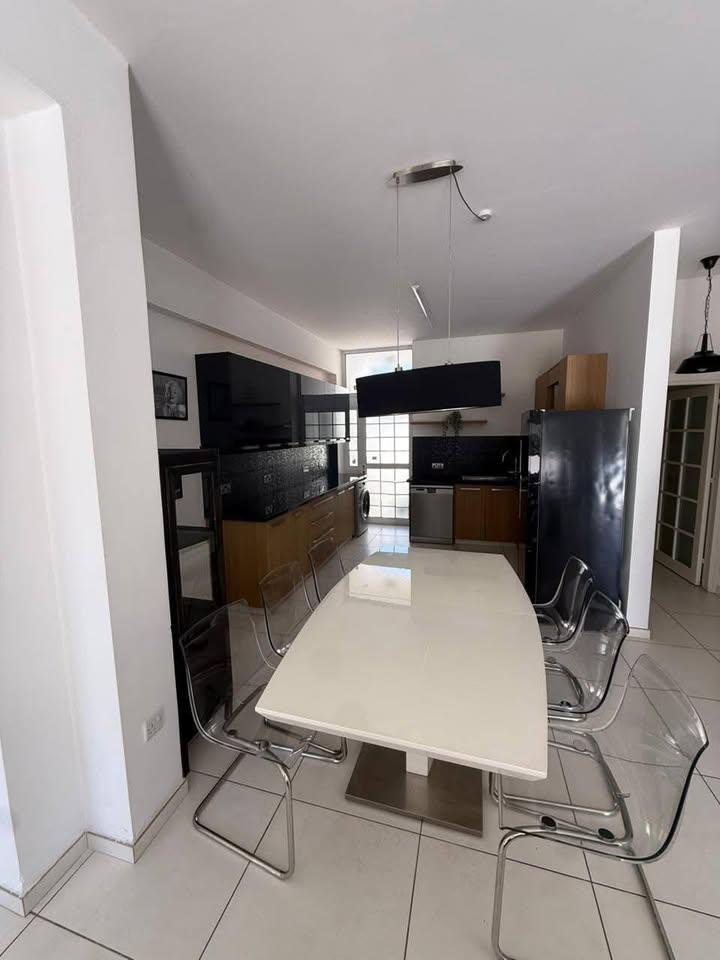 3 bedroom nice furnished house in Limassol: https://www.facebook.com/marketplace/item/1357071718898155 (www.facebook.com)