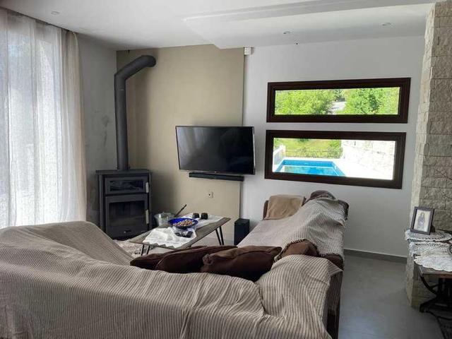 3-bedroom detached house to rent: https://www.bazaraki.com/adv/5787104_3-bedroom-detached-house-to-rent (www.bazaraki.com)