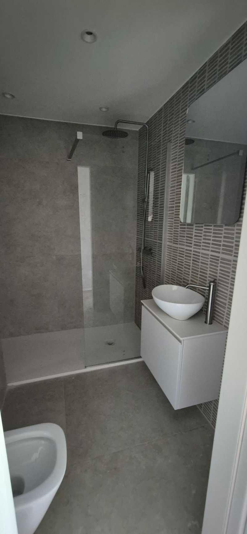 2-bedroom apartment to rent: https://www.bazaraki.com/adv/5759389_2-bedroom-apartment-to-rent (www.bazaraki.com)
