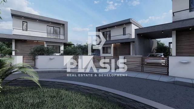 3-bedroom villa for sale: https://www.bazaraki.com/adv/5790966_3-bedroom-villa-for-sale (www.bazaraki.com)