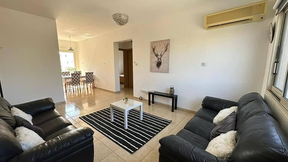 2-Bedroom Apartment in Universal with Roof Terrace!: https://www.facebook.com/marketplace/item/1186381653231128 (www.facebook.com)
