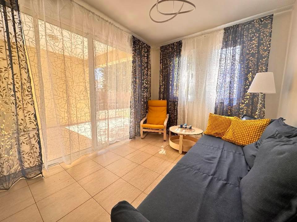 One bedroom flat for rent in Oroklini: https://www.facebook.com/marketplace/item/2465443023812831 (www.facebook.com)