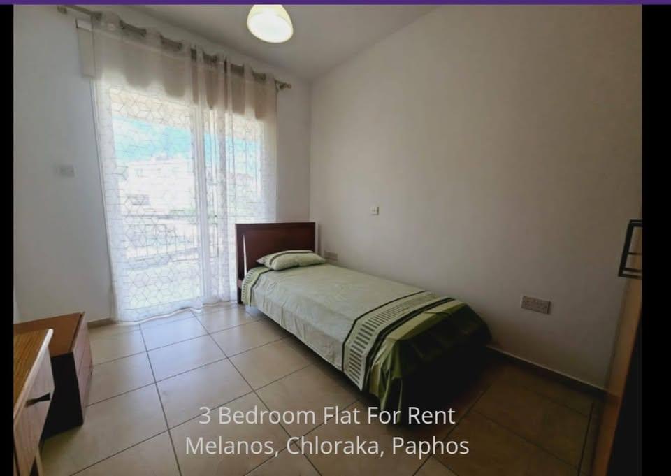 Cozy three bedroom apartment furnished in melanos area Chloraka: https://www.facebook.com/marketplace/item/1211945426508236 (www.facebook.com)