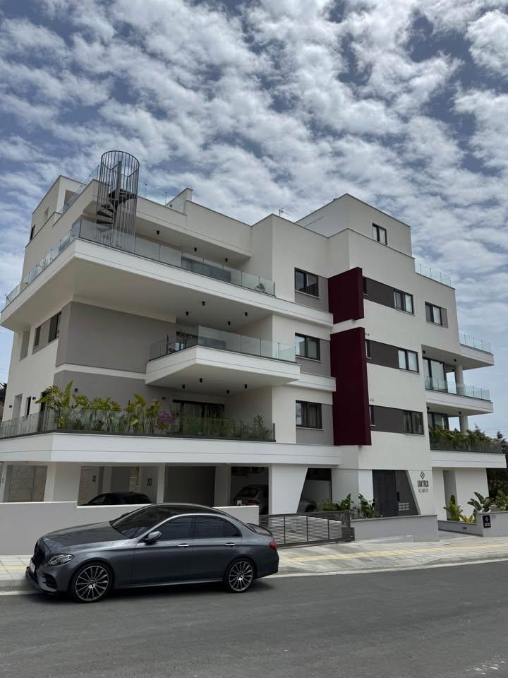 2 bedroom apartment for rent in Agia Fyla: https://www.facebook.com/marketplace/item/998577562345451 (www.facebook.com)