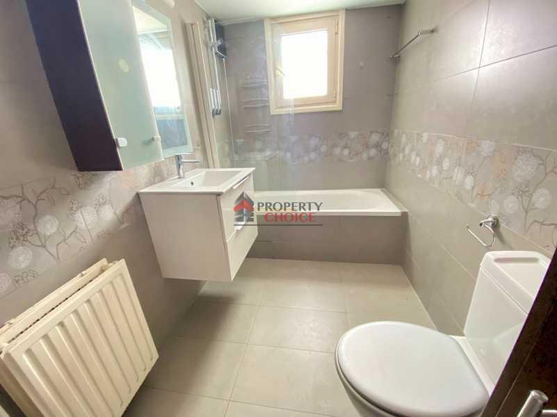 3-bedroom apartment to rent: https://www.bazaraki.com/adv/5787113_3-bedroom-apartment-to-rent (www.bazaraki.com)