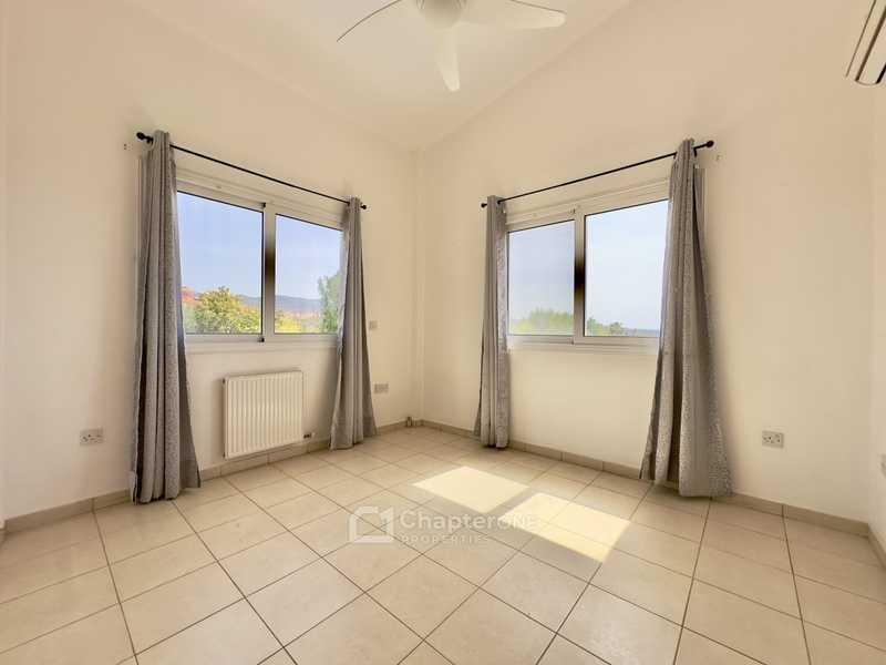 3-bedroom villa for sale: https://www.bazaraki.com/adv/5796311_3-bedroom-villa-for-sale (www.bazaraki.com)