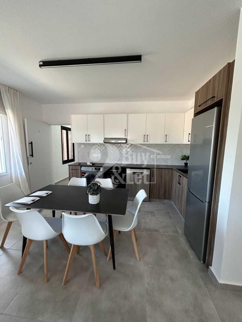 3-bedroom apartment for sale: https://www.bazaraki.com/adv/5795358_3-bedroom-apartment-for-sale (www.bazaraki.com)