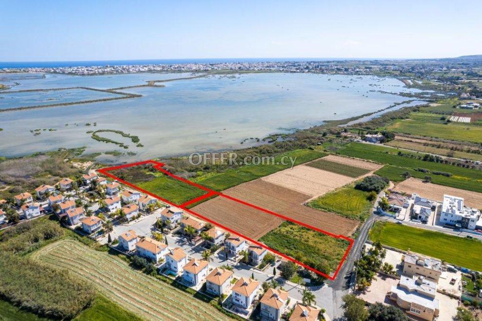 Residential fields in Sotira Famagusta: https://www.offer.com.cy/en/residential-fields-in-sotira-famagusta/21-709177/ (www.offer.com.cy)
