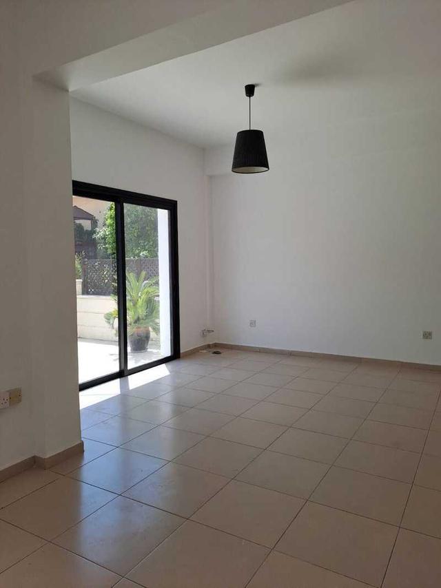3-bedroom semi-detached to rent: https://www.bazaraki.com/adv/5799450_3-bedroom-semi-detached-to-rent (www.bazaraki.com)