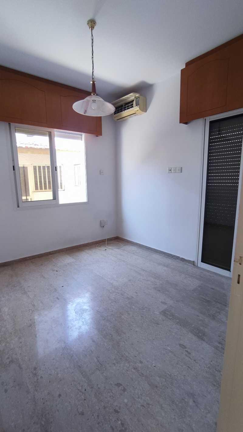 3-bedroom semi-detached to rent: https://www.bazaraki.com/adv/5796936_3-bedroom-semi-detached-to-rent (www.bazaraki.com)