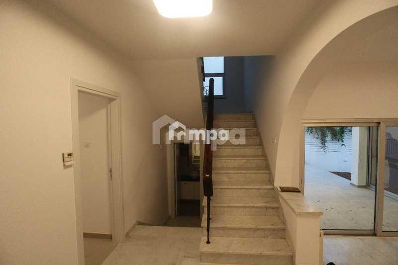 5-bedroom detached house for sale: https://www.bazaraki.com/adv/5767140_5-bedroom-detached-house-for-sale (www.bazaraki.com)