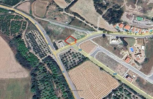 Residential land 527 m²: https://www.bazaraki.com/adv/5796753_residential-land-527-m2 (www.bazaraki.com)