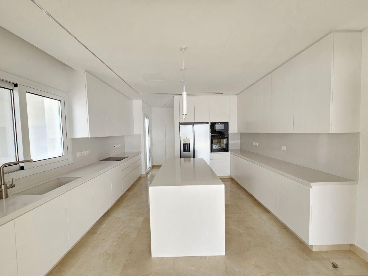 New 5-bedroom villa in Limassol №153651: https://dom.com.cy/en/catalog/rent/153651/ (dom.com.cy)