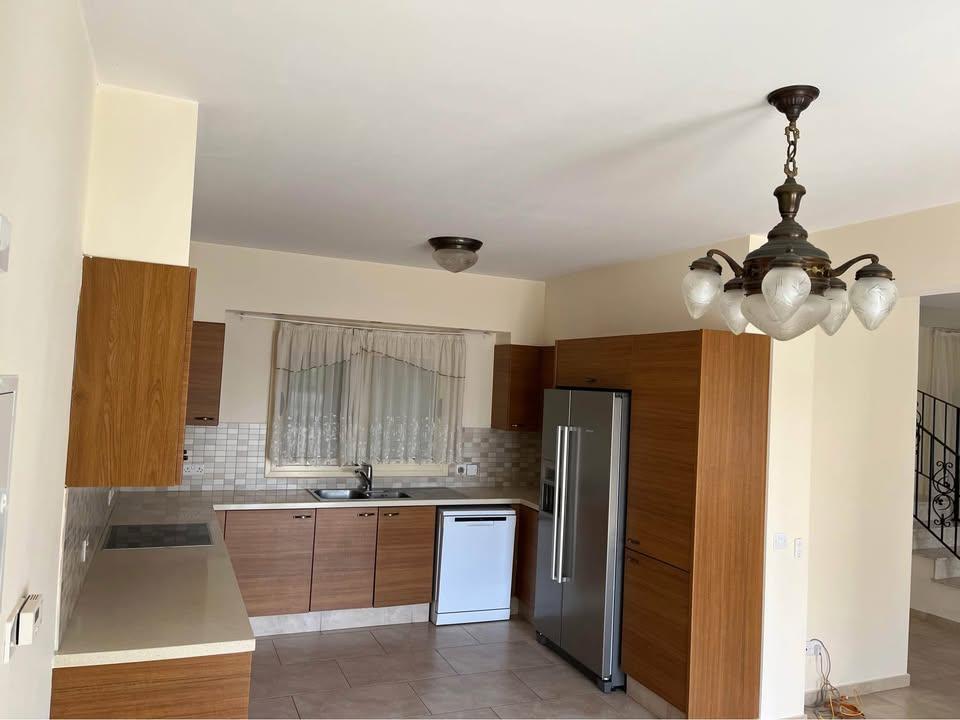 House for sale in Dali - 180m² no VAT- price is negotiable.: https://www.facebook.com/marketplace/item/1621237005259189 (www.facebook.com)