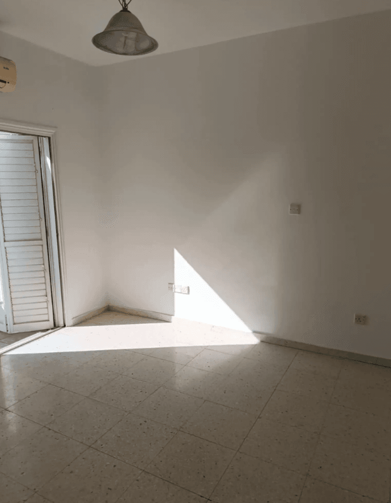 6-bedroom maisonette for sale: https://www.bazaraki.com/adv/5787059_6-bedroom-maisonette-for-sale (www.bazaraki.com)