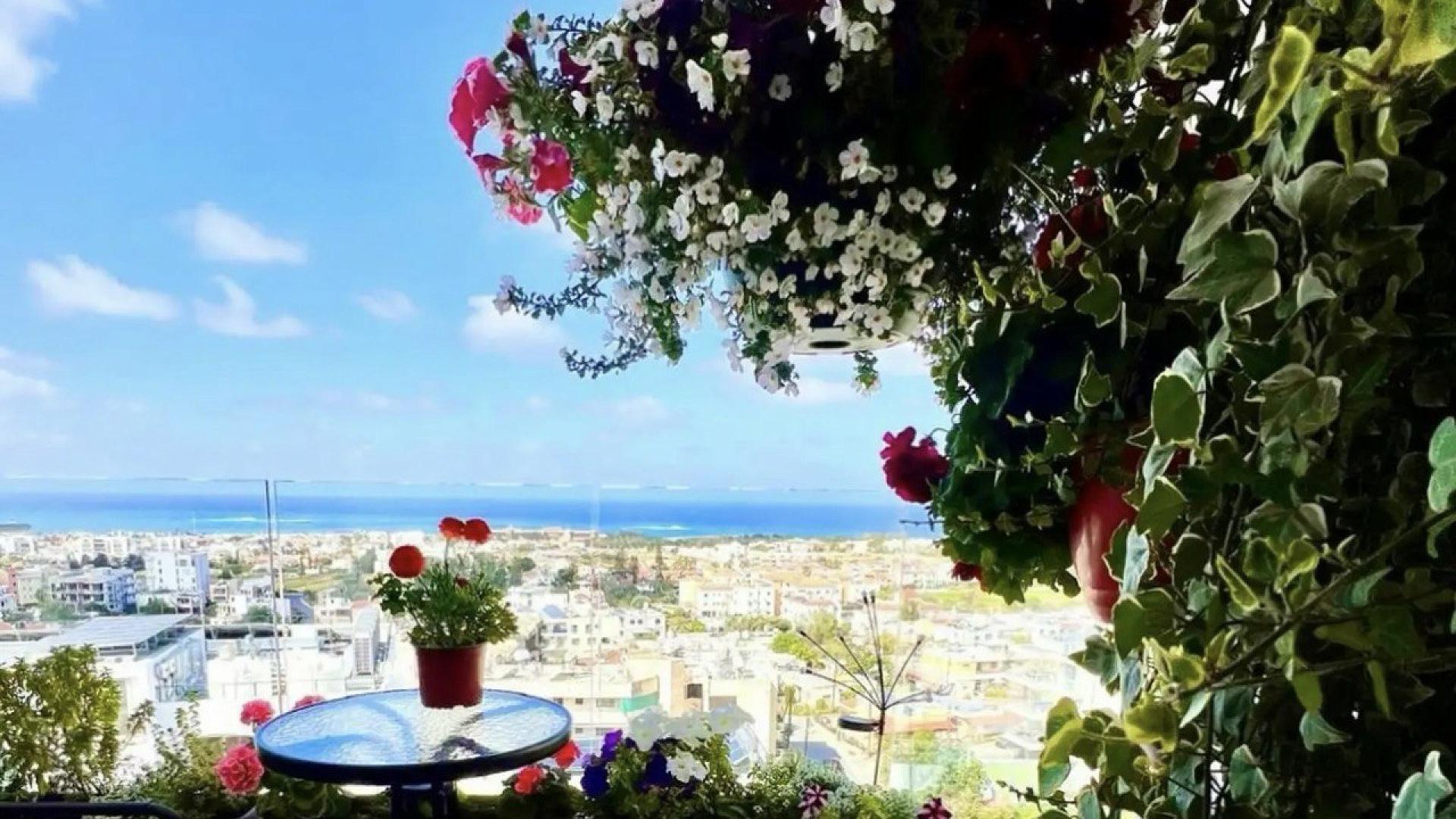 2-bedroom flat in Paphos № 153741: https://dom.com.cy/en/catalog/sale/153741/ (dom.com.cy)
