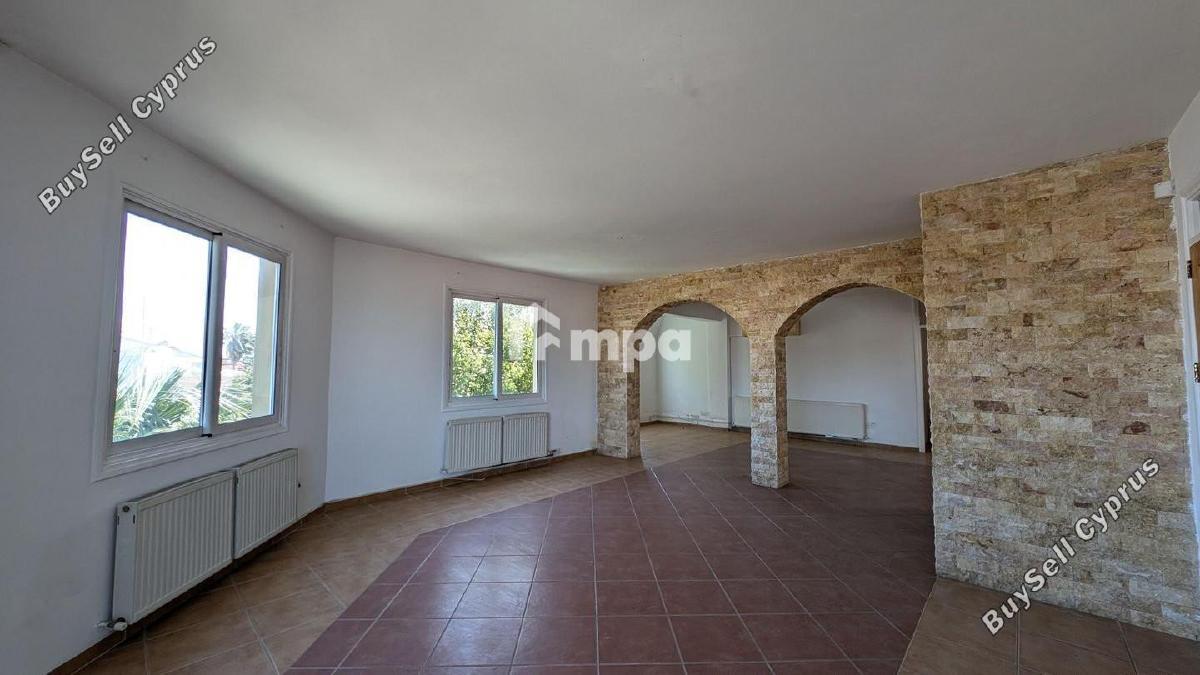 Apartment Building for sale in Kaimakli, Nicosia: https://www.buysellcyprus.com/property-for-sale/nicosia/kaimakli/apartment-building-for-sale-kaimakli-nicosia-1796558.html (www.buysellcyprus.com)