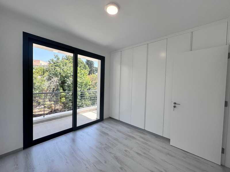 3-bedroom apartment to rent: https://www.bazaraki.com/adv/5786954_3-bedroom-apartment-to-rent (www.bazaraki.com)