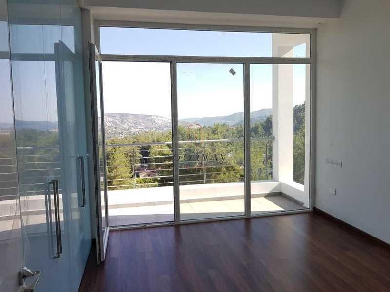 5-bedroom detached house for sale: https://www.bazaraki.com/adv/5794779_5-bedroom-detached-house-for-sale (www.bazaraki.com)