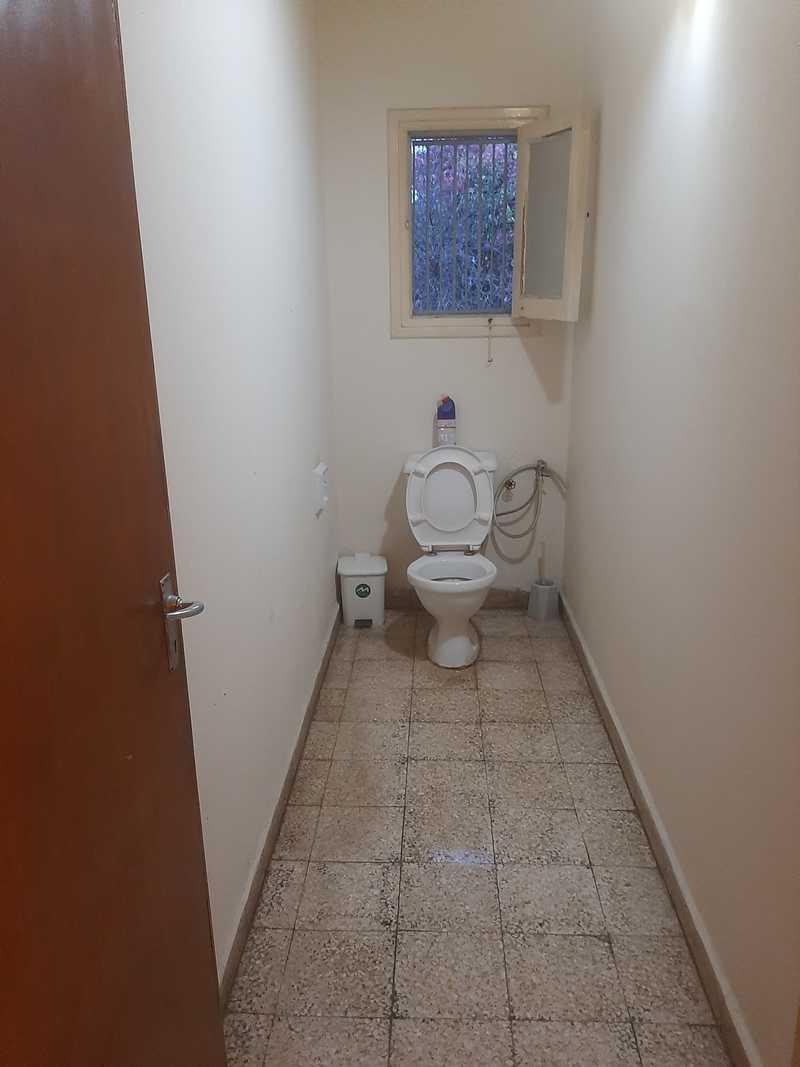 Room available: https://www.bazaraki.com/adv/5793448_room-available (www.bazaraki.com)
