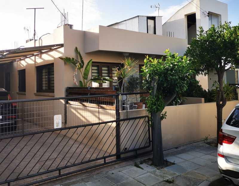 3-bedroom semi-detached for sale: https://www.bazaraki.com/adv/5797299_3-bedroom-semi-detached-for-sale (www.bazaraki.com)