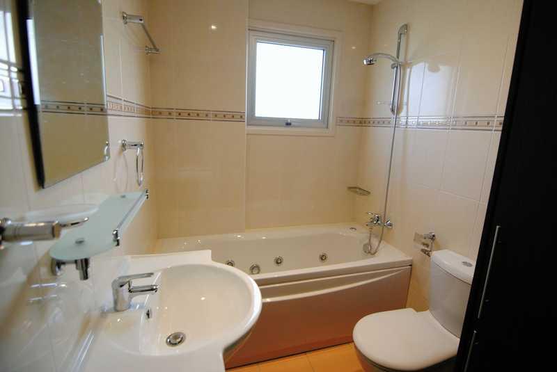 2-bedroom apartment to rent: https://www.bazaraki.com/adv/5795181_2-bedroom-apartment-to-rent (www.bazaraki.com)